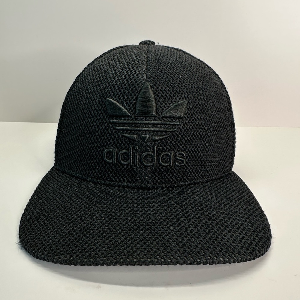 Adidas Black Textured Cap